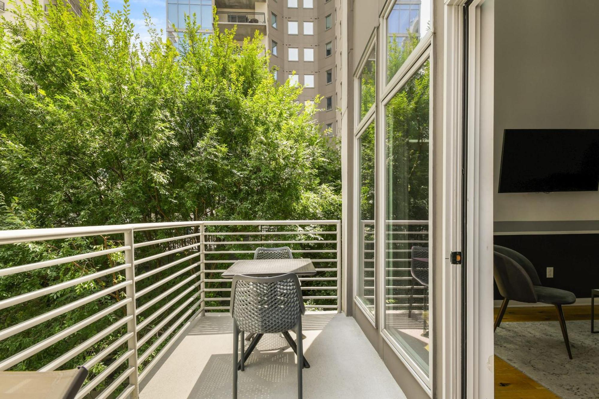 Apartament Stupendous Heart Of Piedmont Park Two Story Loft Atlanta Zewnętrze zdjęcie